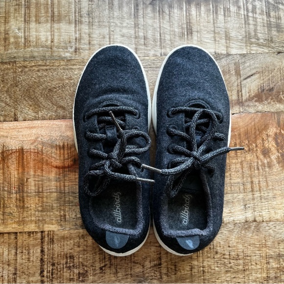 Allbirds Wool Runners Tennis Shoes - Picture 5 of 10